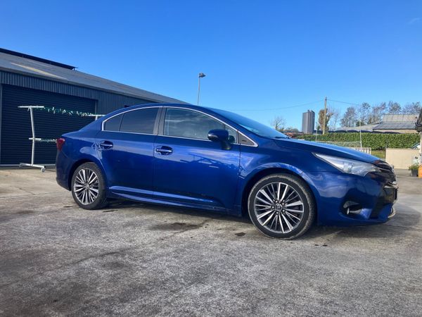 Toyota Avensis Saloon, Diesel, 2017, Blue