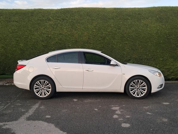 Opel Insignia MPV, Diesel, 2013, White