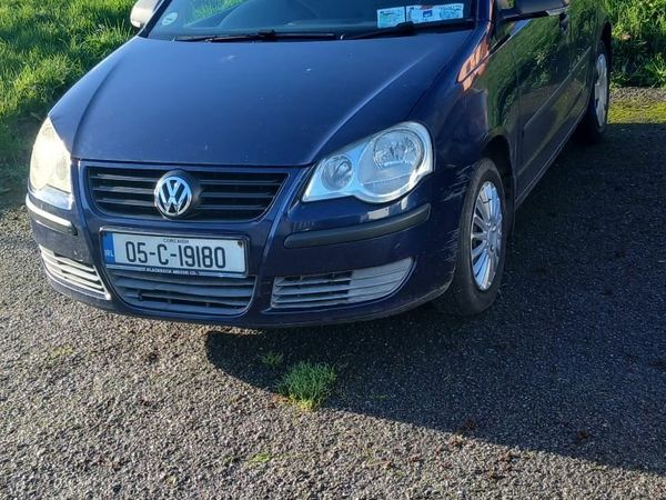 Volkswagen Polo Hatchback, Petrol, 2005, Blue