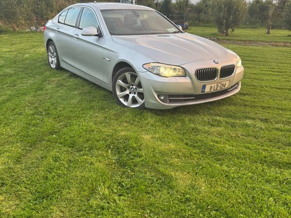 BMW 5-Series Saloon, Diesel, 2011, Silver