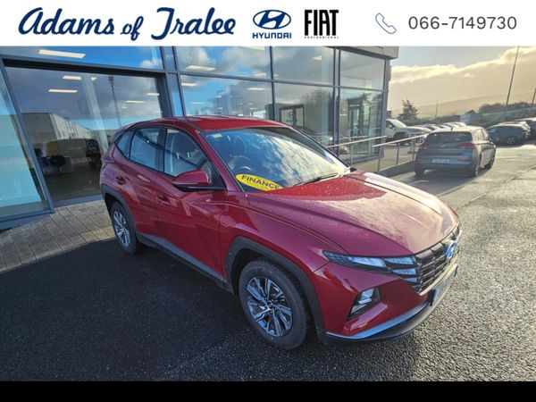 Hyundai Tucson MPV, Petrol Hybrid, 2023, Red
