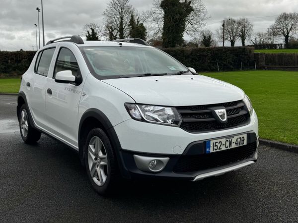 Dacia Sandero Stepway Hatchback, Diesel, 2015, White
