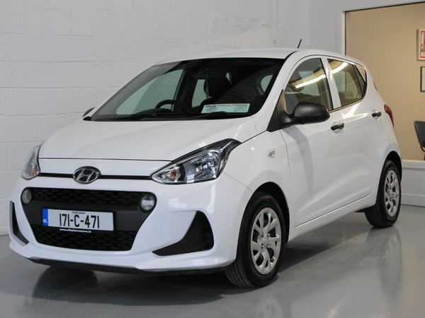 Hyundai i10 Hatchback, Petrol, 2017, White