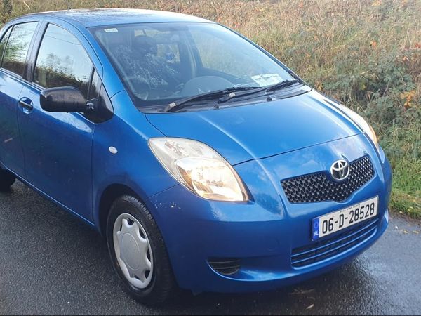 Toyota Yaris Hatchback, Petrol, 2006, Blue
