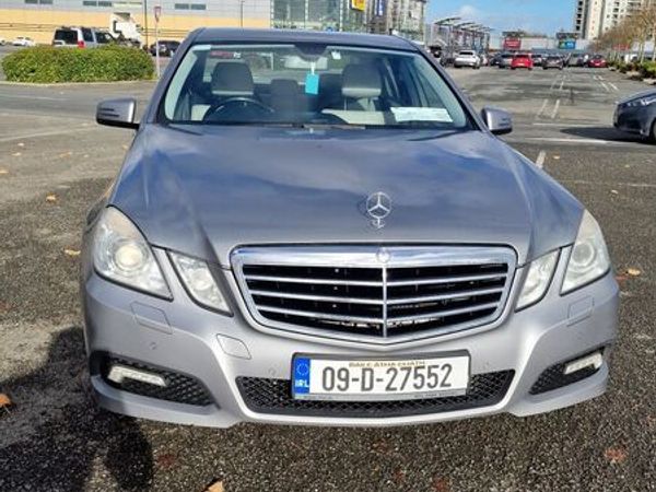 Mercedes-Benz E-Class Saloon, Diesel, 2009, Silver