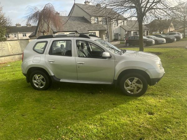 Dacia Duster SUV, Diesel, 2015, Silver