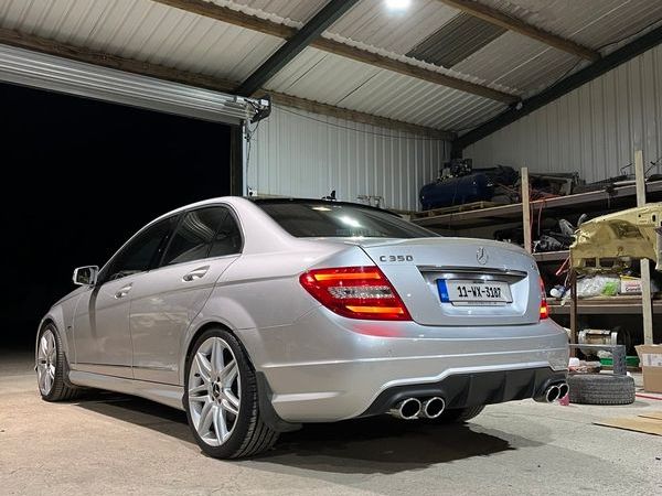 Mercedes-Benz C-Class Saloon, Diesel, 2011, Silver
