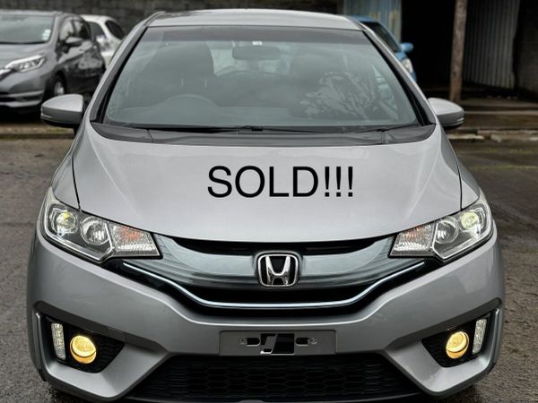 Honda Fit Hatchback, Petrol Hybrid, 2014, Silver