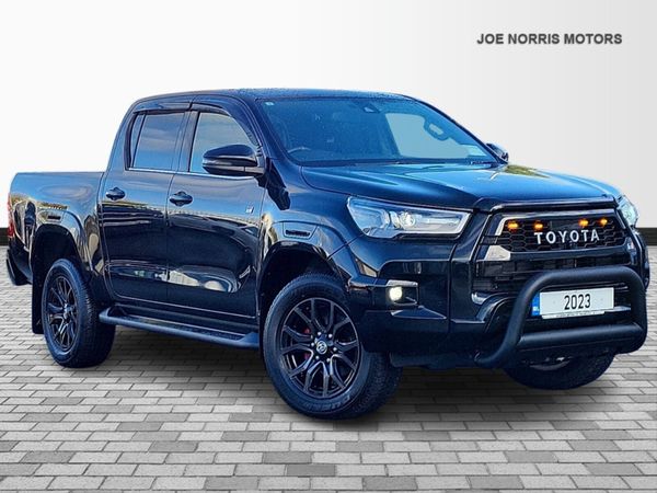 Toyota Hilux Pick Up, Diesel, 2023, Black