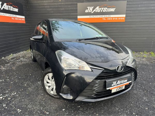 Toyota Yaris Hatchback, Petrol, 2018, Black