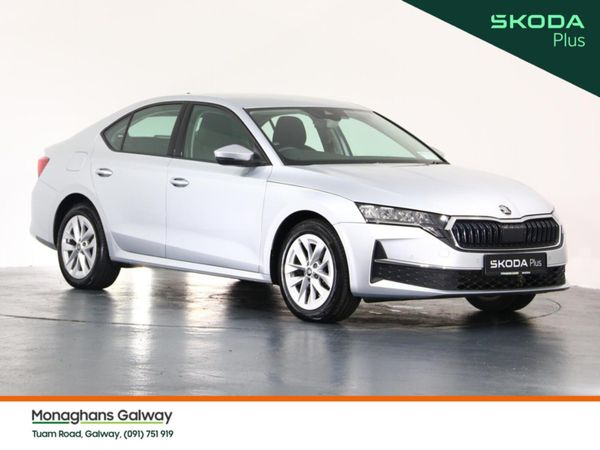 Skoda Octavia Saloon, Petrol Hybrid, 2025, Grey