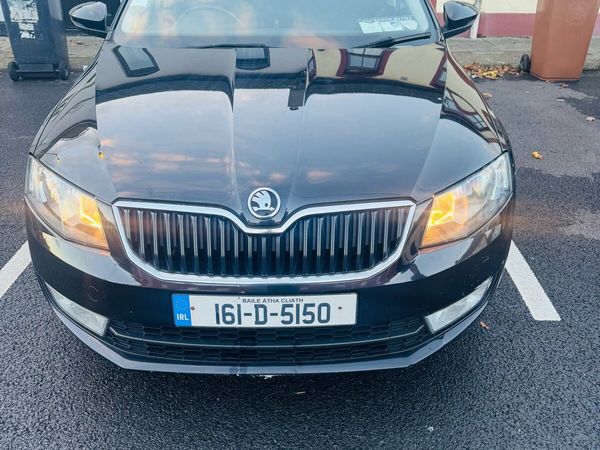 Skoda Octavia Saloon, Diesel, 2016, Black