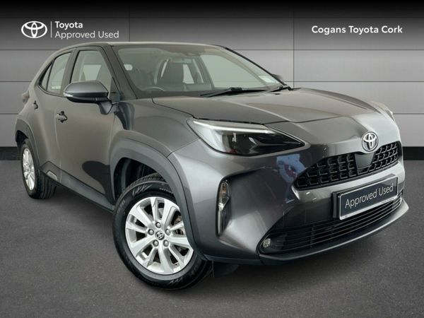 Toyota Yaris Cross SUV, Petrol Hybrid, 2023, Grey