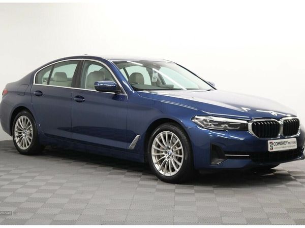 BMW 5-Series Saloon, Petrol Hybrid, 2020, Blue