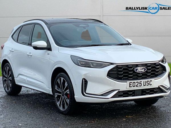 Ford Kuga SUV, Petrol Plug-in Hybrid, 2025, White