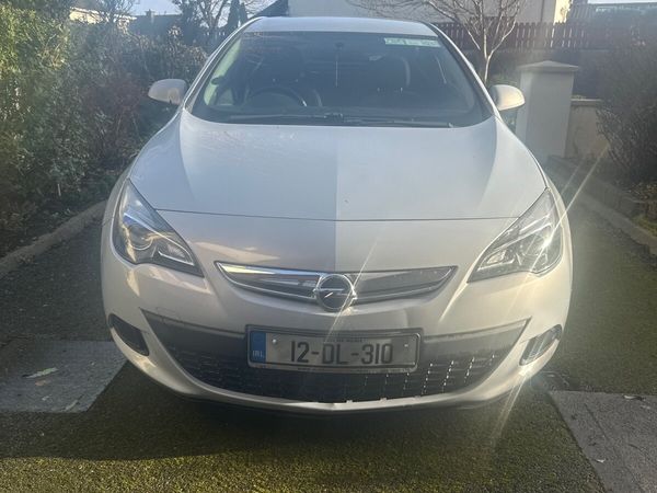 Opel Astra Hatchback, Petrol, 2012, Blue