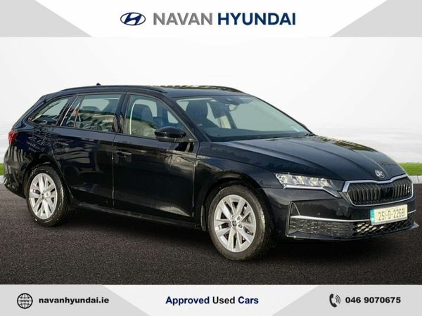 Skoda Octavia Estate, Petrol, 2025, Black