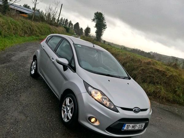 Ford Fiesta Hatchback, Petrol, 2010, Silver