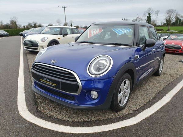 Mini Cooper Hatchback, Diesel, 2018, Blue