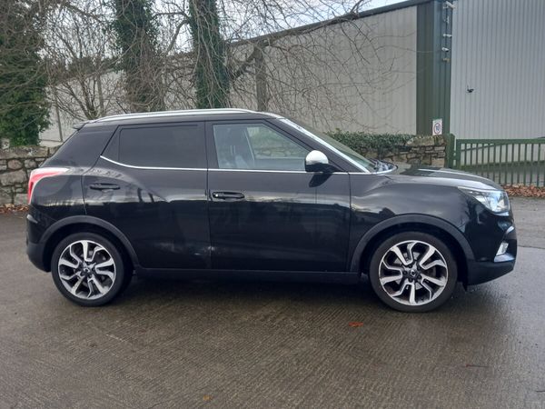 SsangYong Tivoli SUV, Diesel, 2018, Black