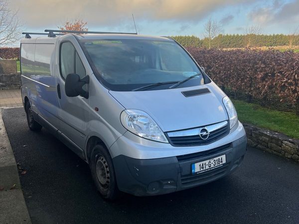 Opel Vivaro Van, Diesel, 2014, Silver