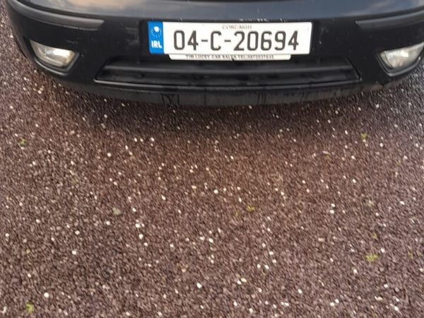 Ford Focus Hatchback, Petrol, 2004, Black