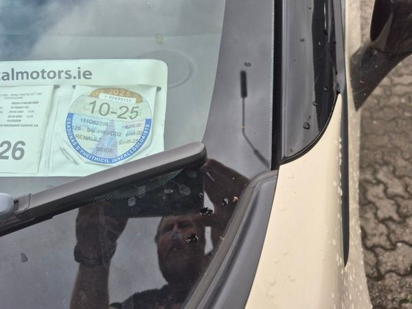 Renault Captur Hatchback, Petrol, 2015, Beige