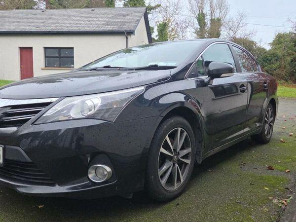 Toyota Avensis Saloon, Diesel, 2015, Black