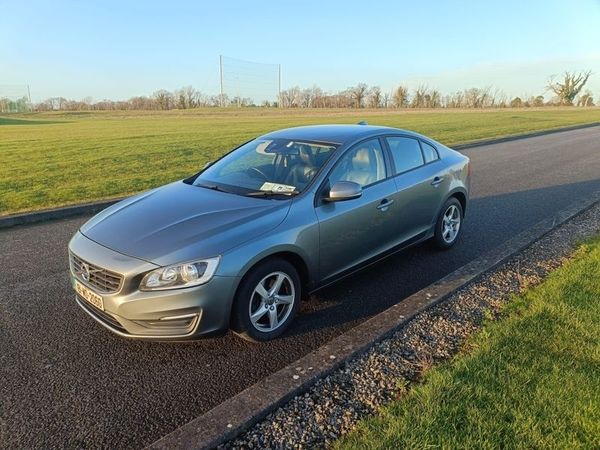 Volvo S60 Saloon, Diesel, 2018, Grey