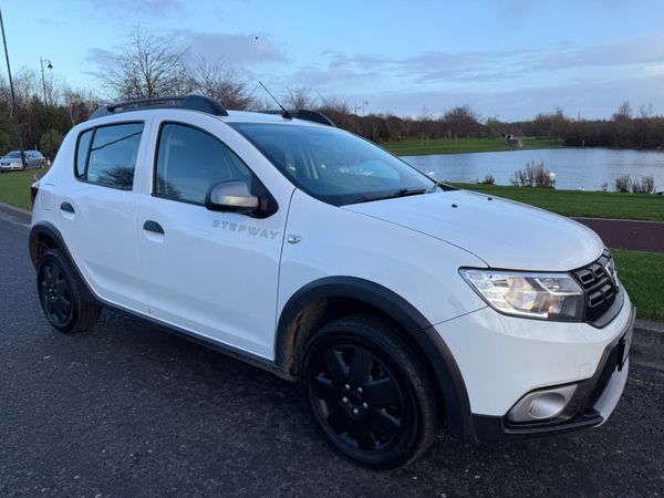 Dacia Sandero Stepway Hatchback, Petrol, 2017, White