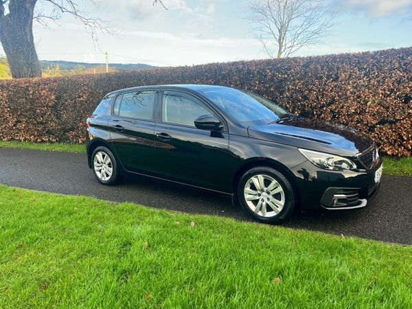 Peugeot 308 Hatchback, Diesel, 2019, Black