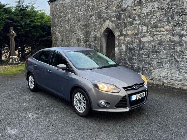 Ford Focus Saloon, Diesel, 2011, Brown