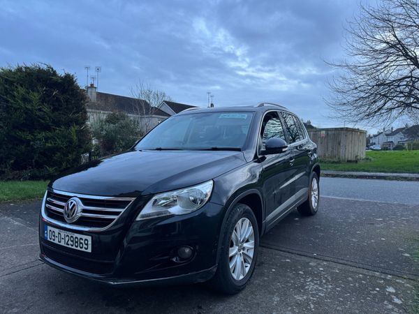 Volkswagen Tiguan SUV, Diesel, 2009, Black
