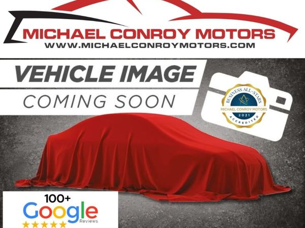 Toyota Auris Hatchback, Diesel, 2014, Red