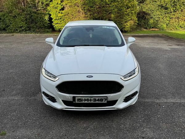 Ford Mondeo Hatchback, Diesel, 2015, White