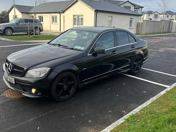 Mercedes-Benz C-Class Saloon, Diesel, 2010, Black