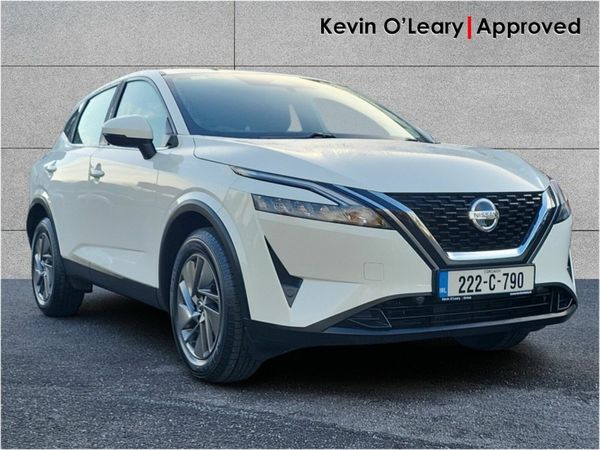 Nissan Qashqai MPV, Petrol, 2022, White
