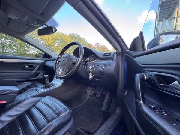 Volkswagen Passat Coupe, Diesel, 2011, Black