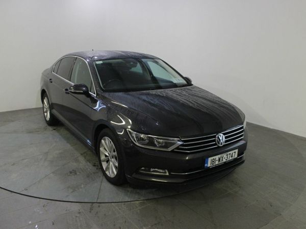 Volkswagen Passat Saloon, Diesel, 2018, Grey
