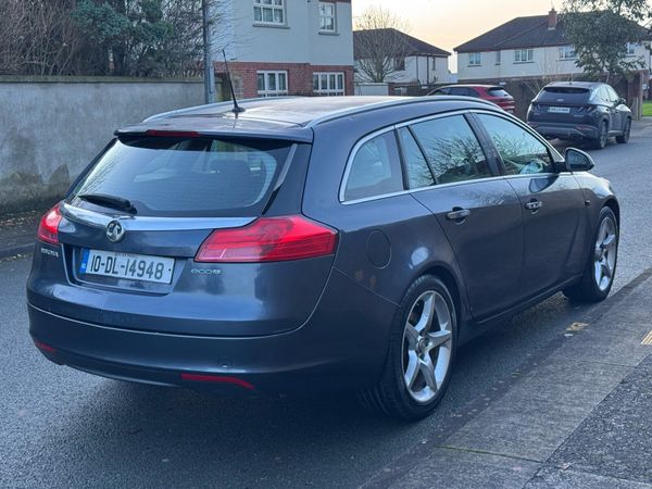 Vauxhall Insignia Estate, Diesel, 2010, Blue