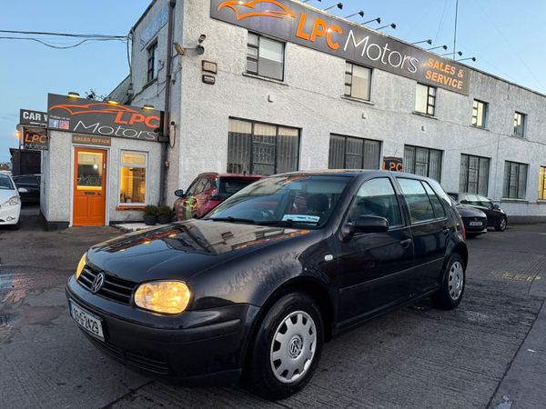 Volkswagen Golf Hatchback, Petrol, 2003, Black