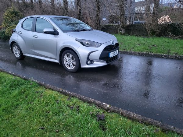 Toyota Yaris Hatchback, Petrol Hybrid, 2023, Grey