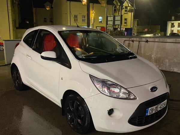 Ford KA Hatchback, Petrol, 2013, White