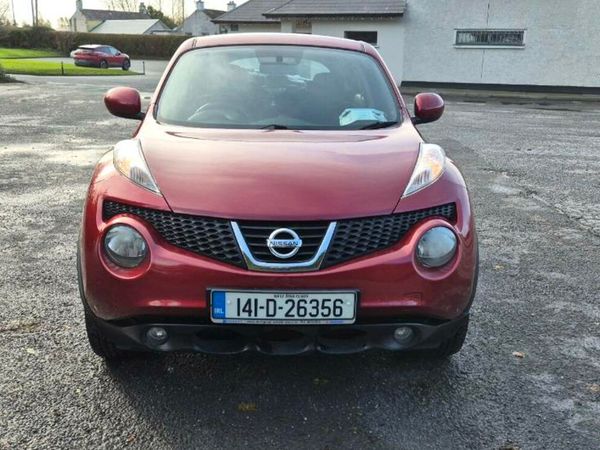 Nissan Juke SUV, Diesel, 2014, Red