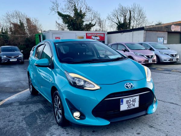 Toyota Aqua Hatchback, Petrol Hybrid, 2018, Green