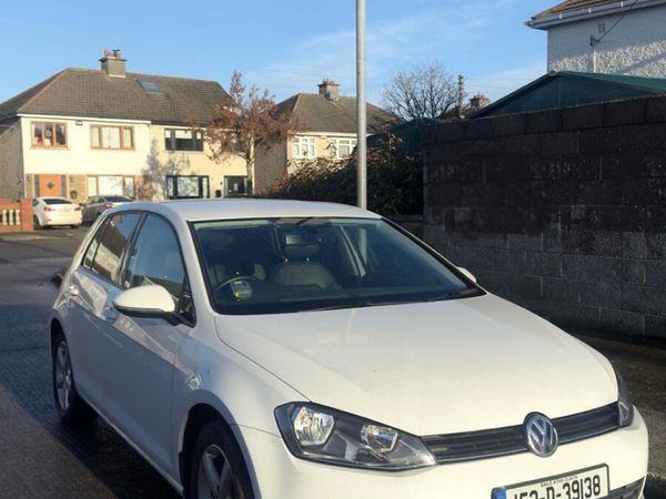 Volkswagen Golf Hatchback, Petrol, 2015, White