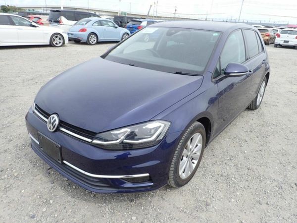 Volkswagen Golf Hatchback, Petrol, 2017, Blue