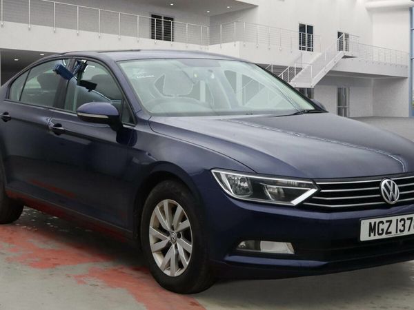 Volkswagen Passat Saloon, Diesel, 2019, Blue
