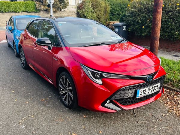 Toyota Corolla Hatchback, Petrol Hybrid, 2021, Red