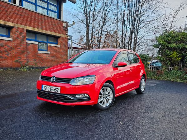 Volkswagen Polo Hatchback, Petrol, 2015, Red